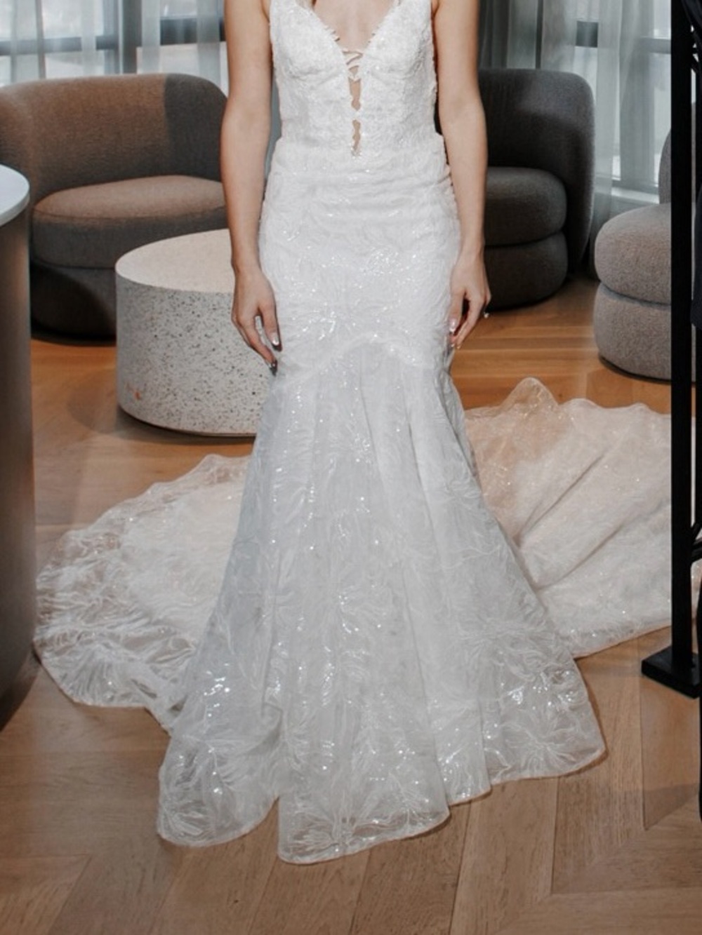 Women's White Lace Mermaid Wedding Dress